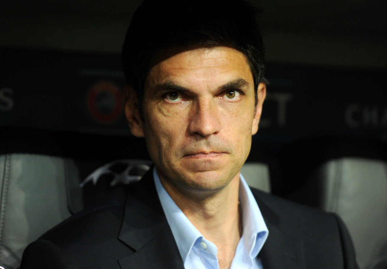 华体会官方网站-巴媒透露桑托斯评估佩莱格里诺任主帅，蒂特与桑保利同列候选名单